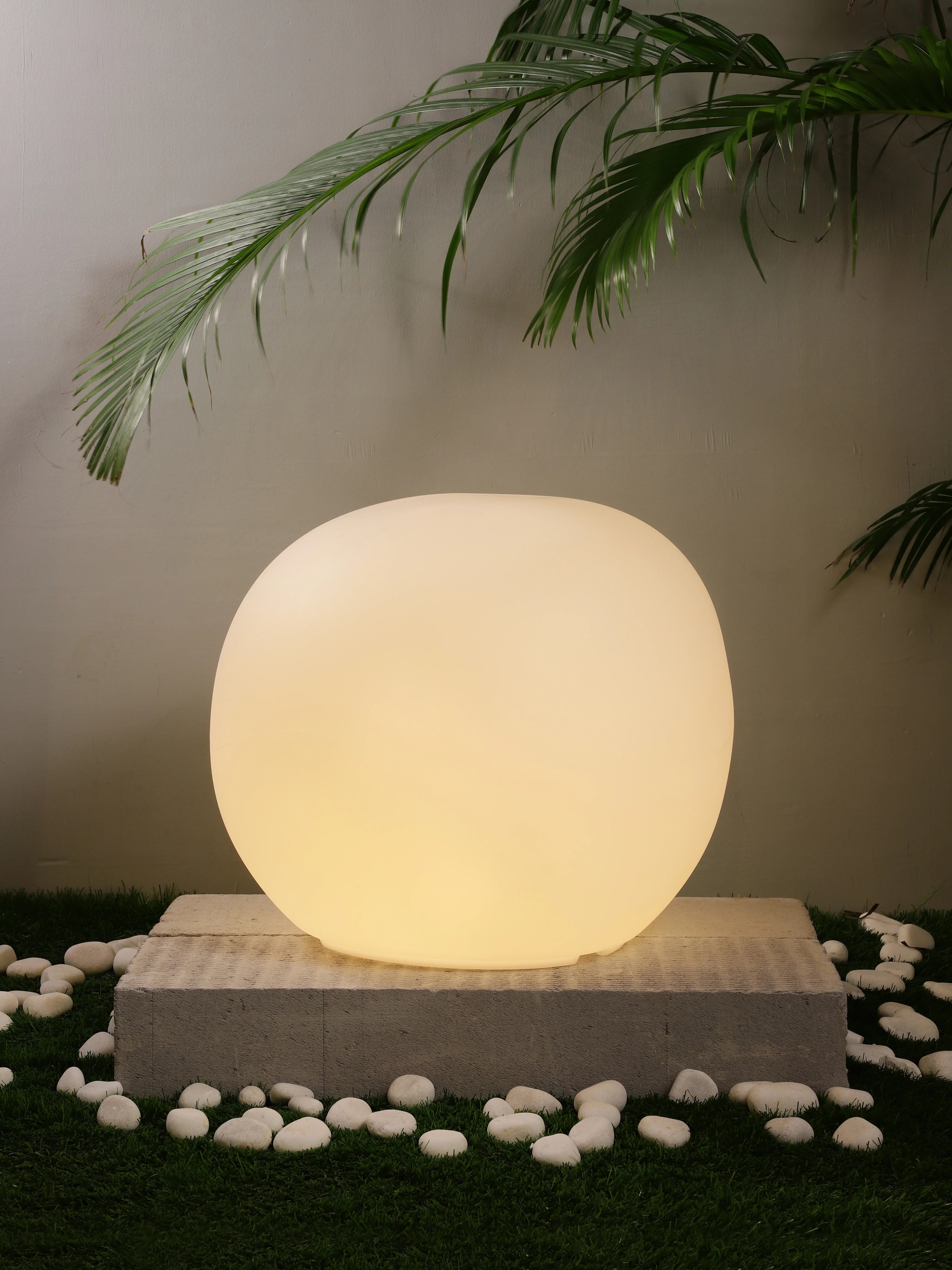 Belmont C Outdoor Light