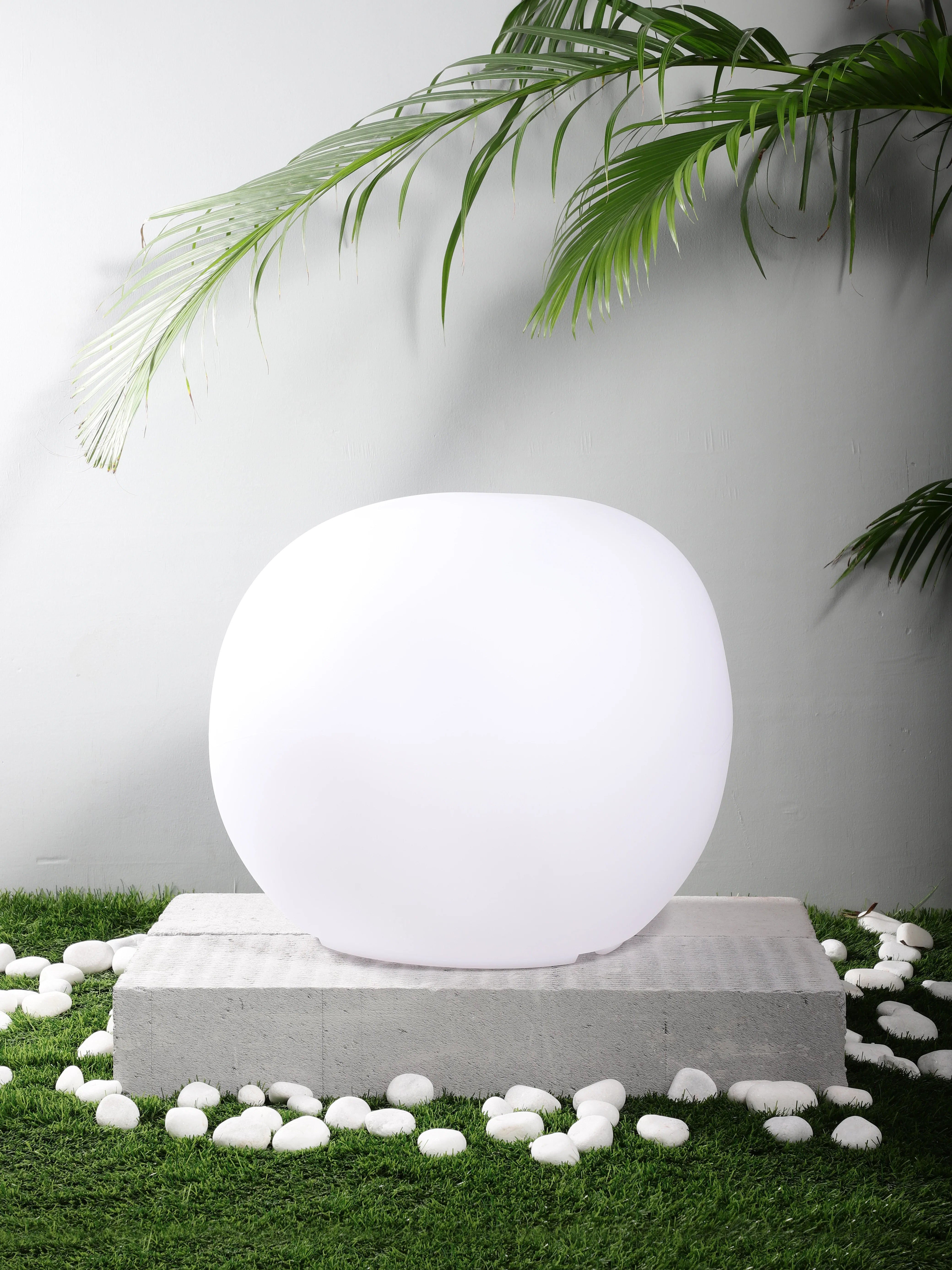 Belmont C Outdoor Light