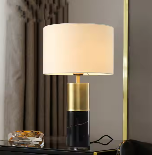 Luxury Home Decor Lamp with Beautiful Shade