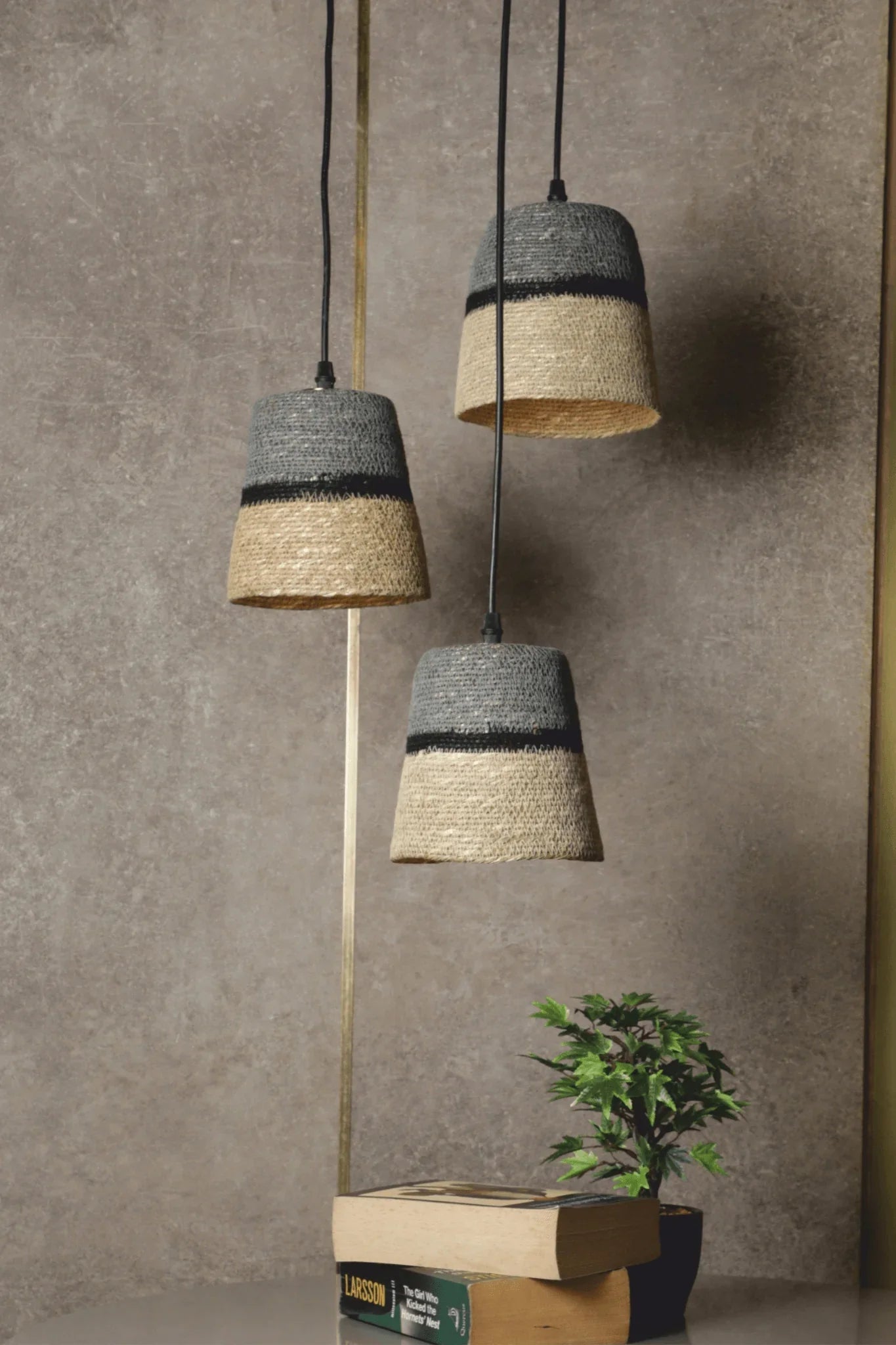 Deluxa Handcrafted Pendant Light